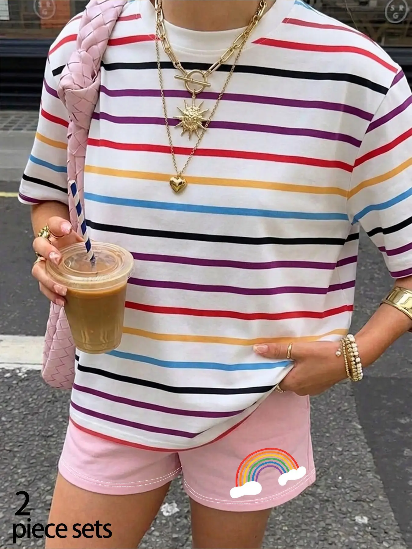Women's colorful rainbow striped short-sleeved top + pink rainbow print shorts two-piece set, round neck casual loungewear set, suitable for everyday casual wear.