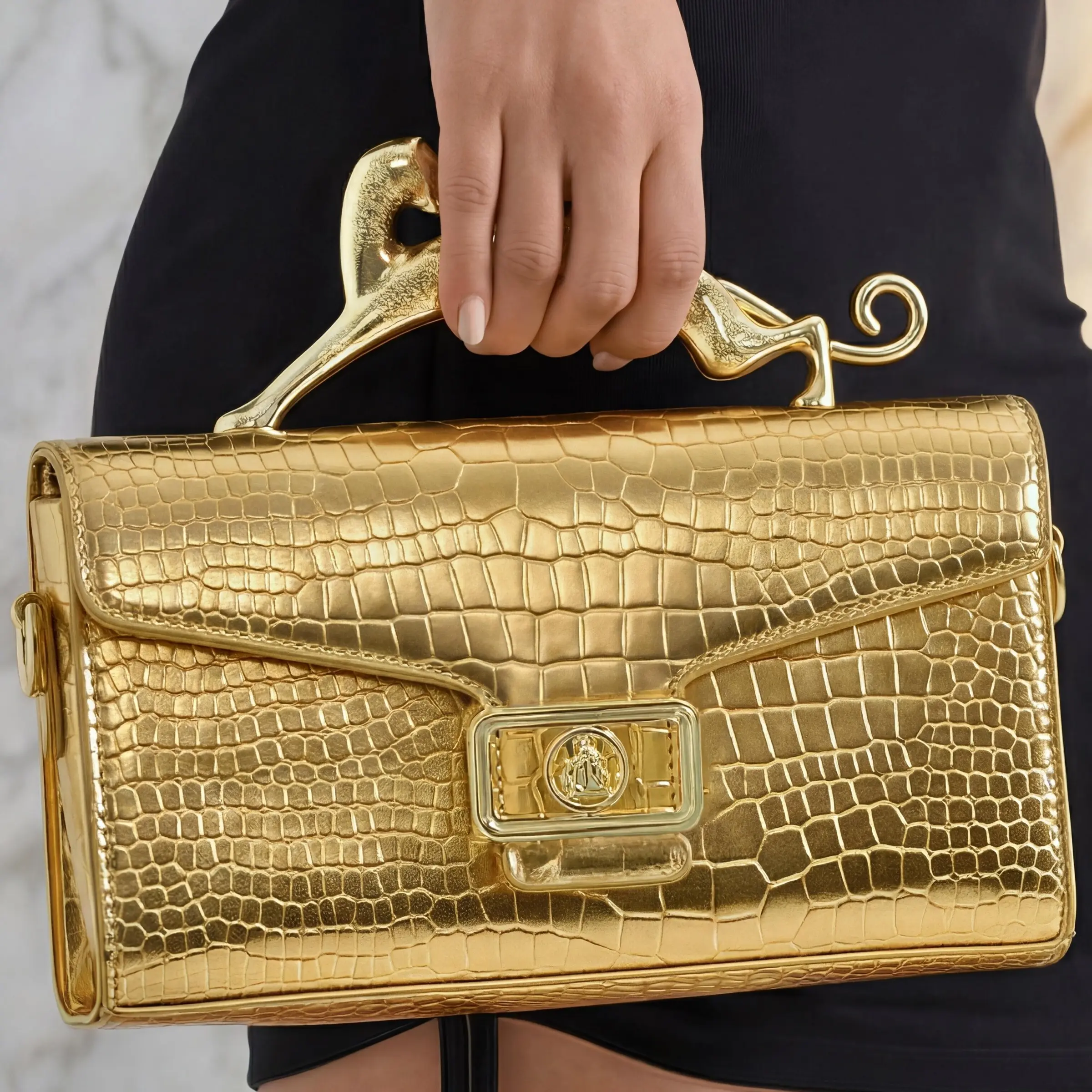 Elegant Crossbody Bag, Luxury Alligator Texture, Zip Closure, Versatile Handbag for Women, Perfect for Parties & Travel, Ages 20-45