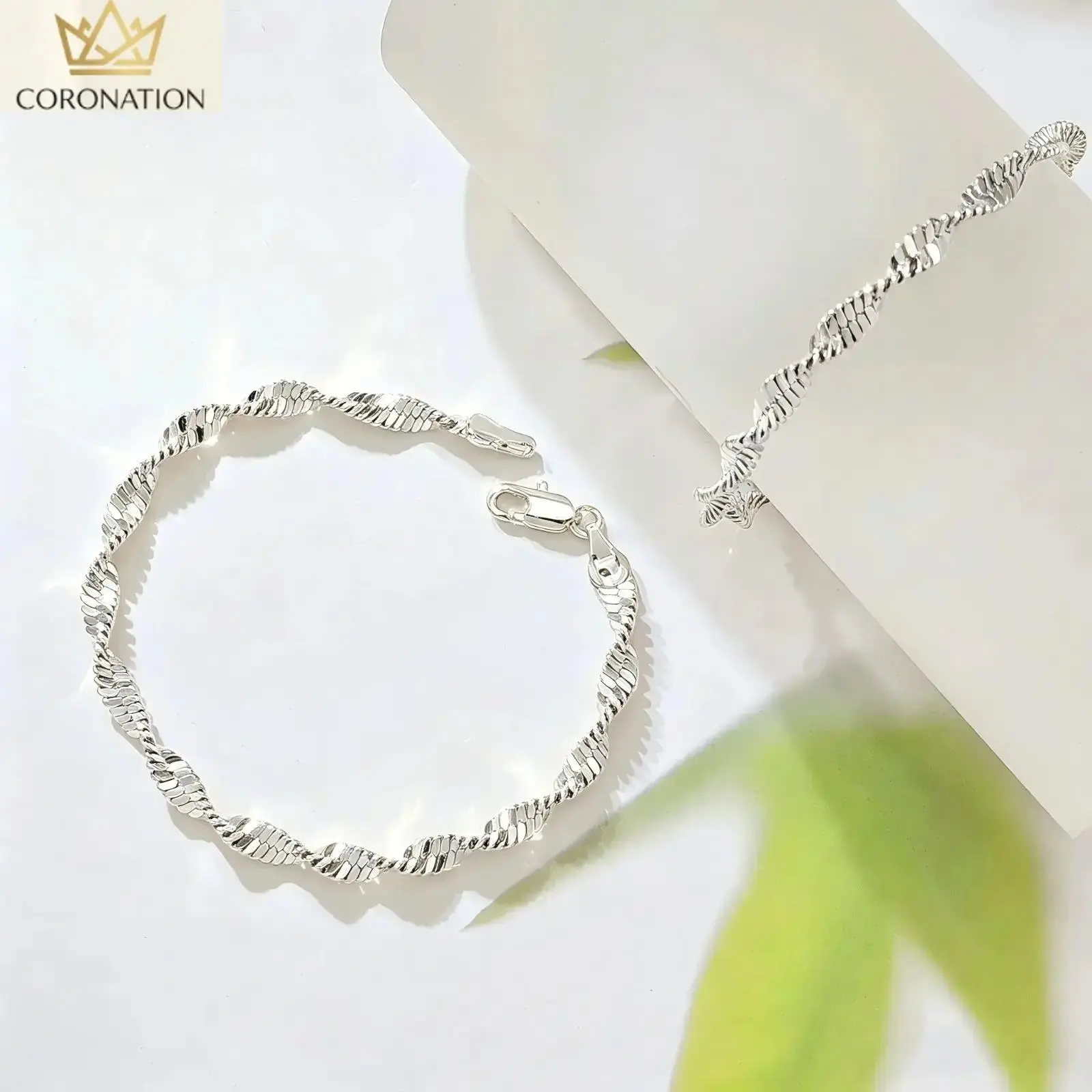 925 Sterling Silver Dainty Bracelet for Women, Aesthetic Twisted Wave Chain Bracelet, Minimalist Thin Silver Jewelry with Sparkling Curved Design, Lightweight Hypoallergenic Daily Wear Bracelet, Perfect Gift for Her