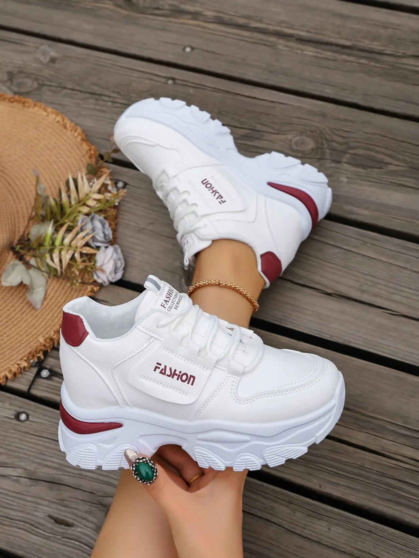Women's Platform Sneakers 2026 Fall Fashion, Non-Slip Lace-Up PU Casual Outdoor Walking Shoes, Comfortable Back to School Footwear, All-Season Daily Wear Gift for Teen Girls & Students