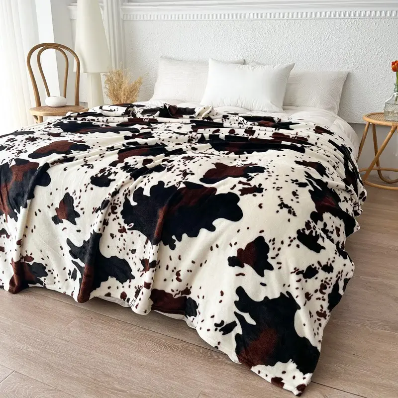 1PC Brown Cow Print Throw Blanket, Soft Plush Fleece Blanket, Soft Fluffy Blanket for Bed, Couch & Sofa, Warm Cozy Blanket for Bedroom, Living Room, Multiple Sizes, Fluffy Soft Blankets