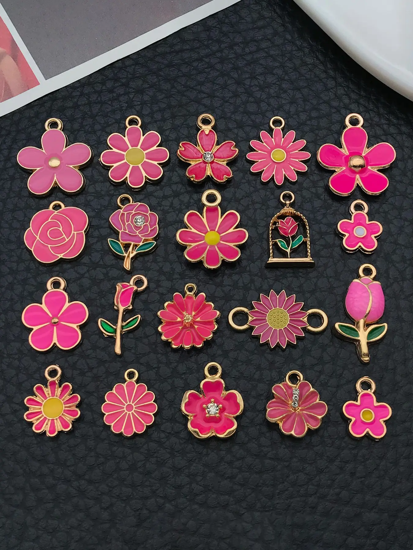 20pcs Assorted Rose Red Flower Enamel Charms Pendants Daisy Cherry Blossom Charms for Jewelry Making DIY Earring Bracelet Necklace Supplies Dangling Charms