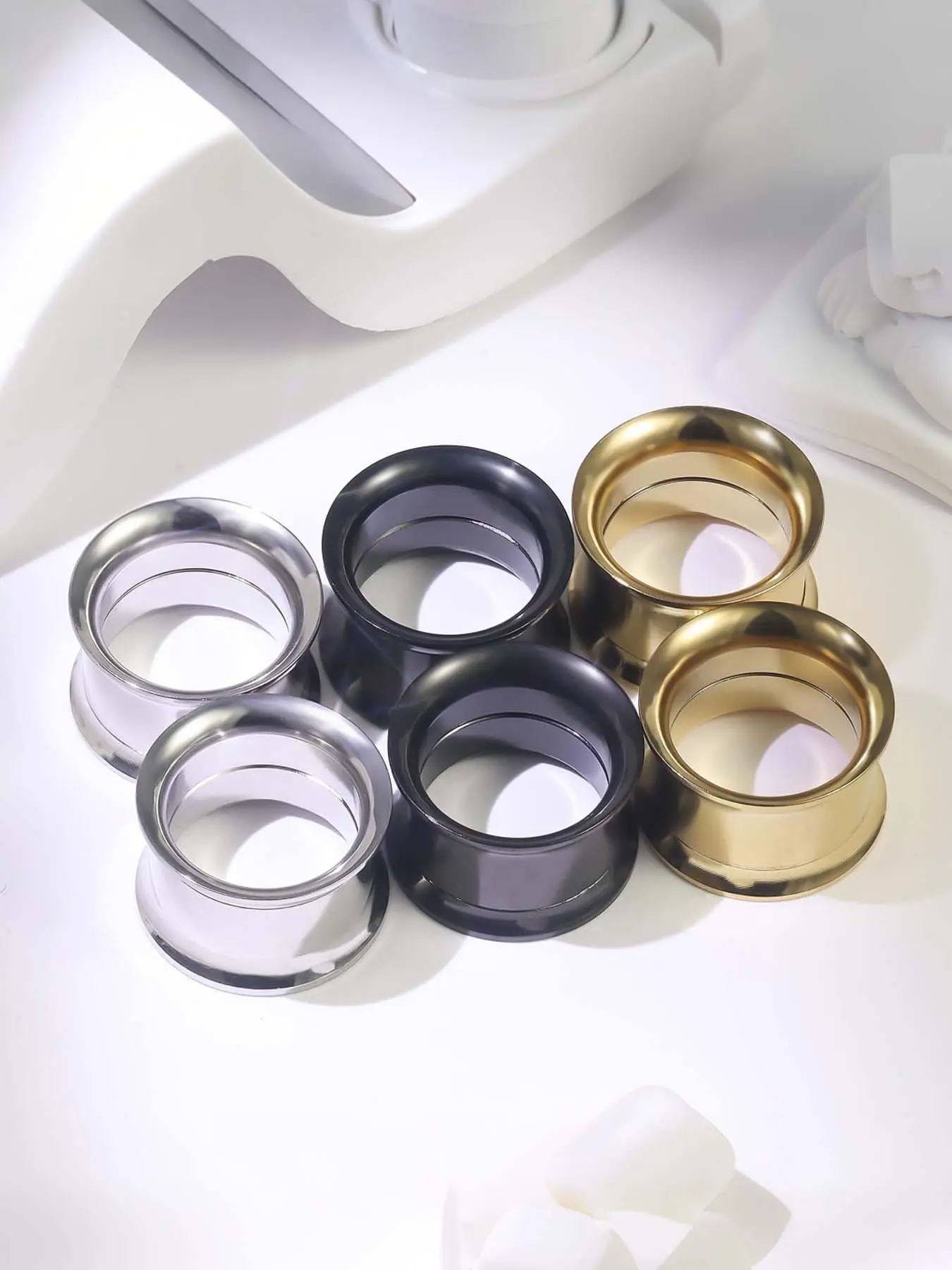 3-25mm Gauges for Ears 316L Surgical Steel Mirror Finish Double Flared Tunnels Plugs Earrings Hollow Internally Threaded Ear Gauges Piercing Ear Stretching for Women Men Silver Black Gold 1 Pairs