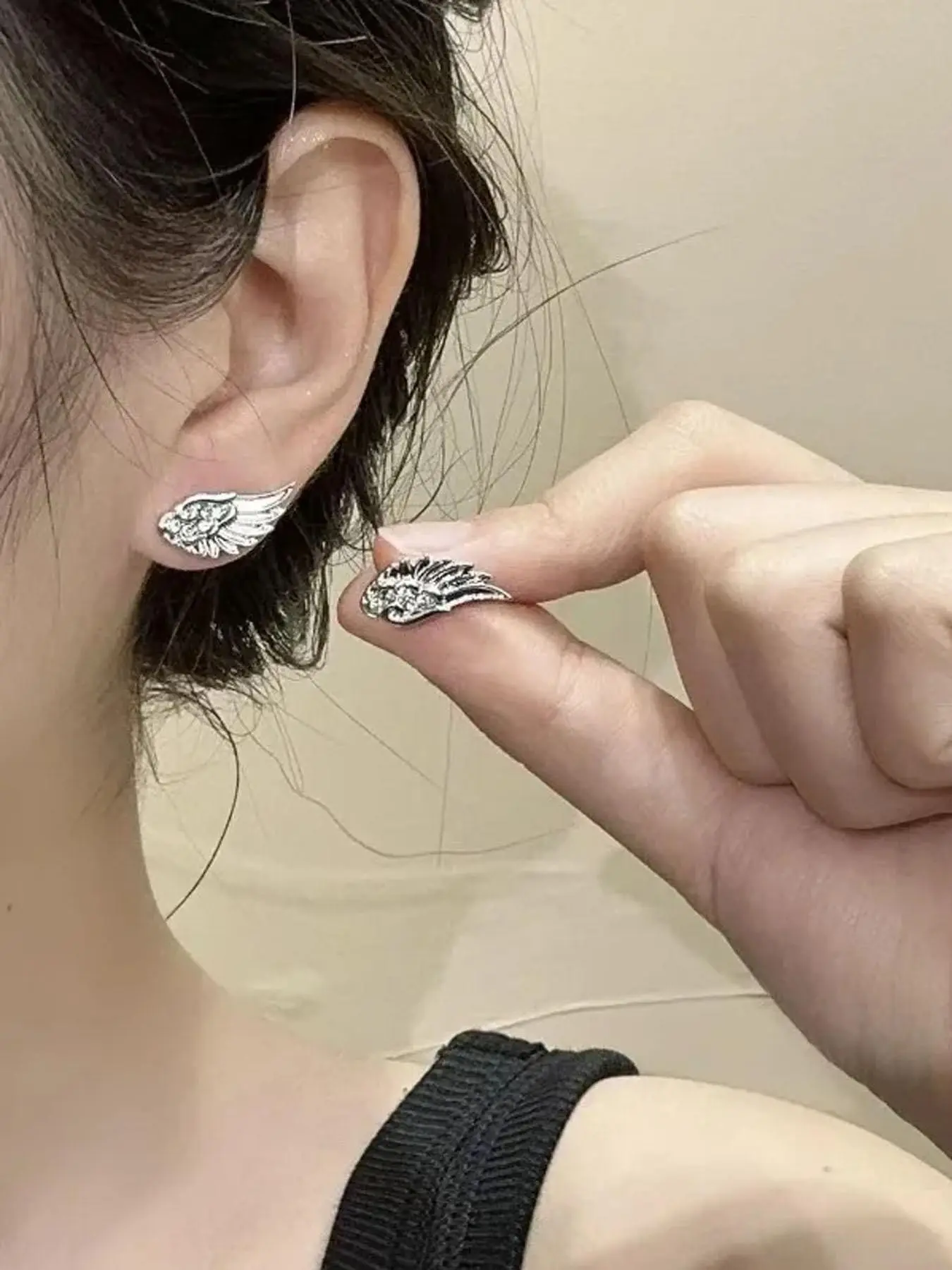 Vintage Angel Wings Earrings, Micro-Set Zircon Studs, Sweet Cool Girl Essential Jewelry, Retro Style Ear Accessories, Cute Earrings, Fashion Ear Jewelry