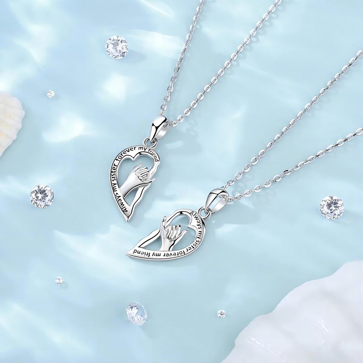2-Piece Best Friend Heart Pendant Set, Silver Hand Holding Necklace for Girls, Long Distance Friendship Birthday Gift, BFF Jewelry for Women