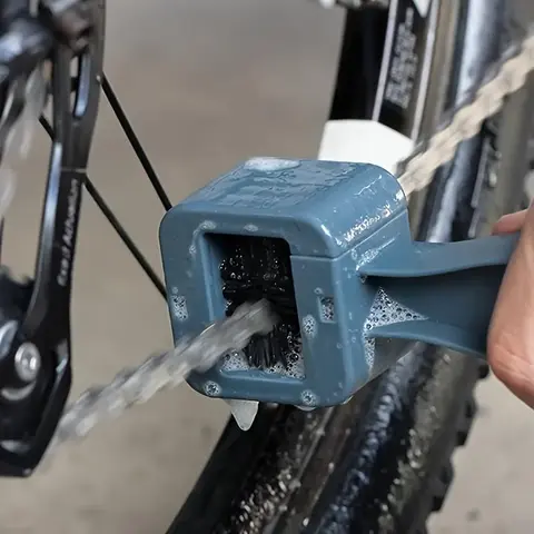 Motorcycle & Bicycle Chain Cleaner Tool, Dual Brush Heads Full Coverage Cleaning Accessory for Motorcycles Bikes, Durable Design, Bicycle Accessories, Cycling Accessories