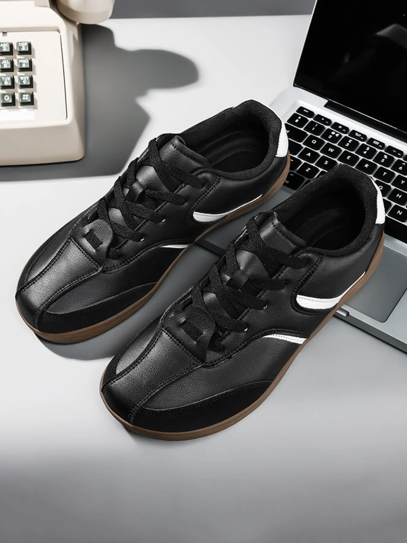 New Vintage Fashion Men's Shoes, Wide Toe Large Size Casual Sports Sneakers, Outdoor Versatile Travel Shoes, All Seasons