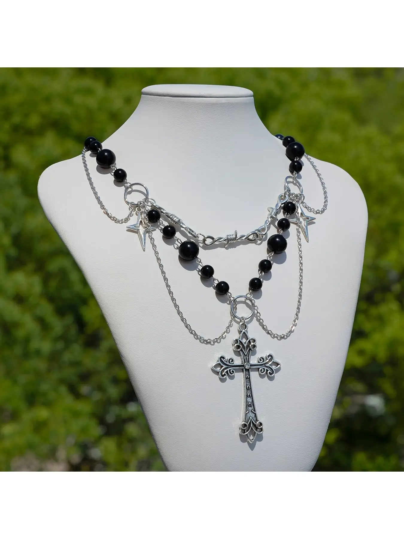 Vintage Gothic Punk Layered Necklace for Women, Black Bead Chain with Star Charms & Ornate Cross Pendant, Daily Street Style Fashion Neck Jewelry Accessories