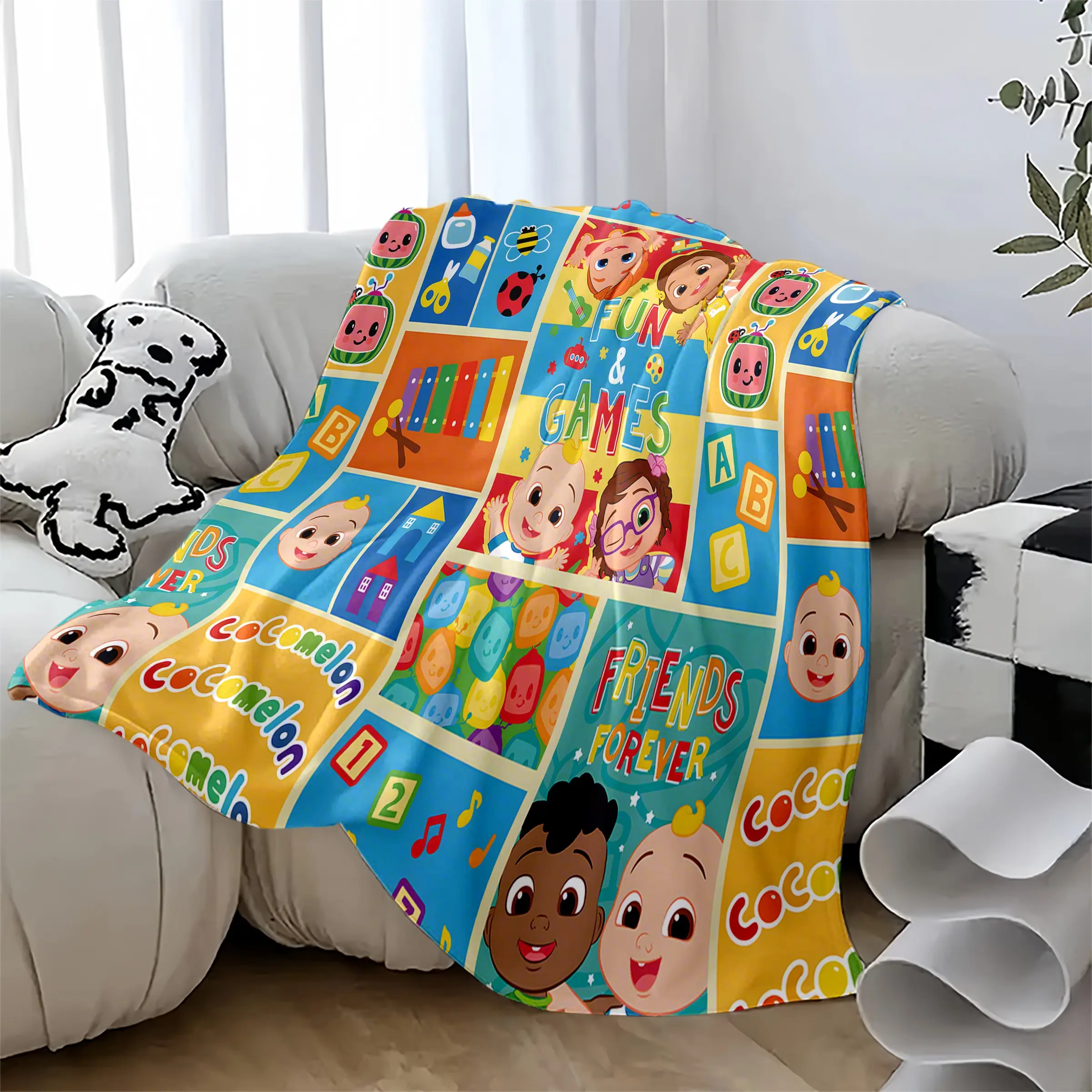 Cocomelon Cartoon Print Flannel Blanket, Soft and Warm, Ideal for Naps, Sofa, Travel, Cozy Bedding Accessory, Perfect Gift Idea