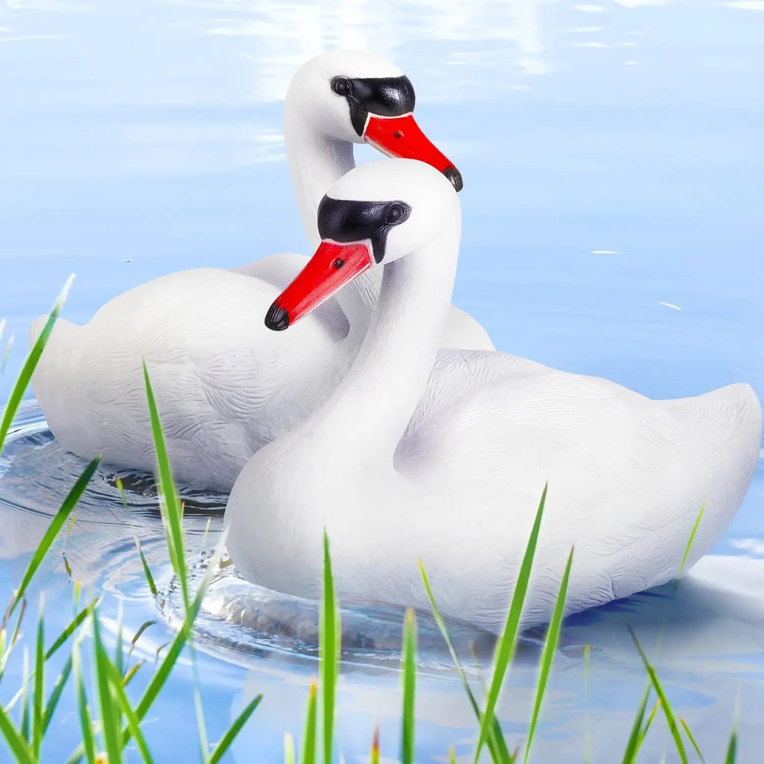 2 Pieces Swan Decoy Pond Decoration Goose Decoys Hunting Floating Deterrent Garden Pond Decoration for Fields or Float on The Water Pool, Garden and Patio Accessories