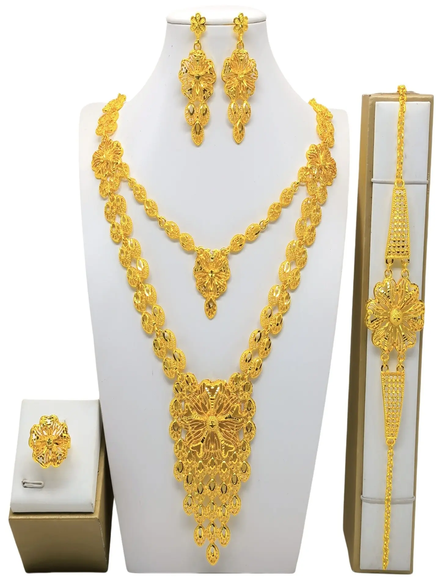 Middle East Dubai Necklace Jewelry Set, Elegant All-Over Print, Zinc Alloy Chain, Suitable for All Seasons, No Choking Hazard