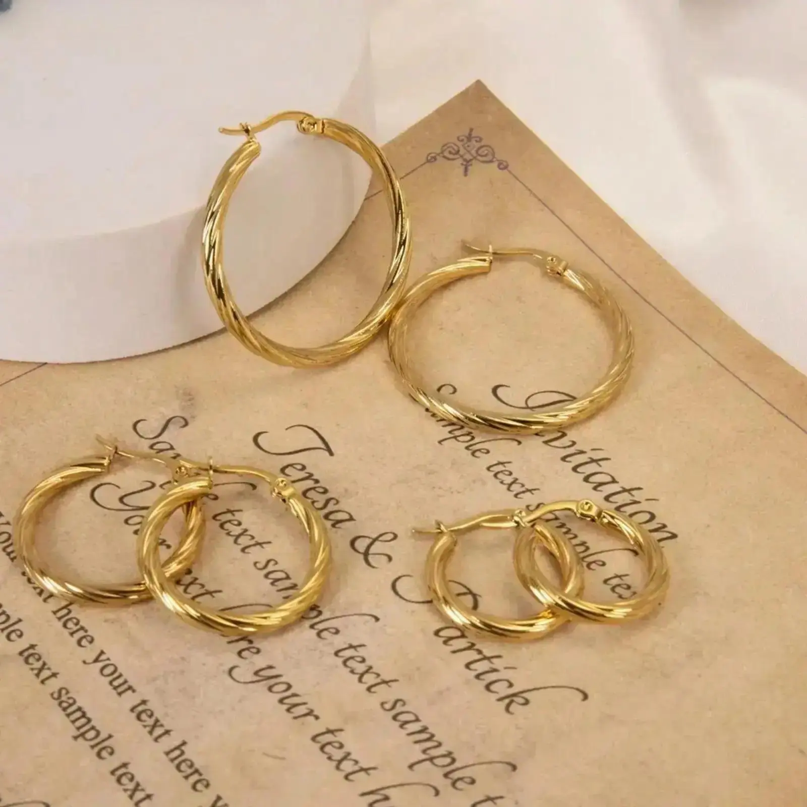 3 Pairs Gold Hoop Earrings for Women, Minimalist Classic Round Hoop Earrings Set, Lightweight Everyday Jewelry with Multiple Sizes, Simple Fashion Accessories for Work, Date Night, Party and Daily Wear