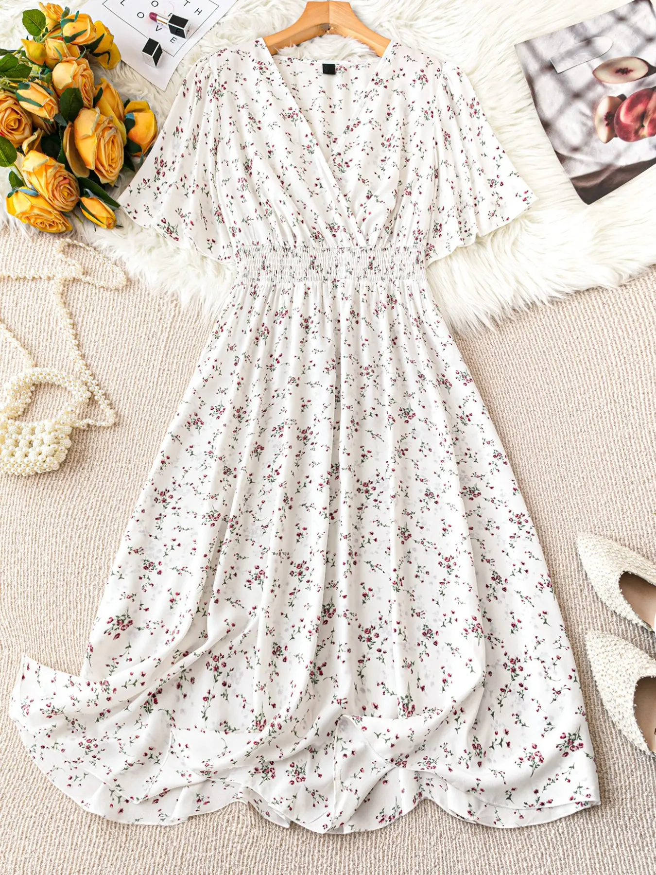 Plus Size V Neck Flutter Sleeve Chiffon Floral Dress, Elastic Waist Conceals Belly, Soft Style for Daily Commute
