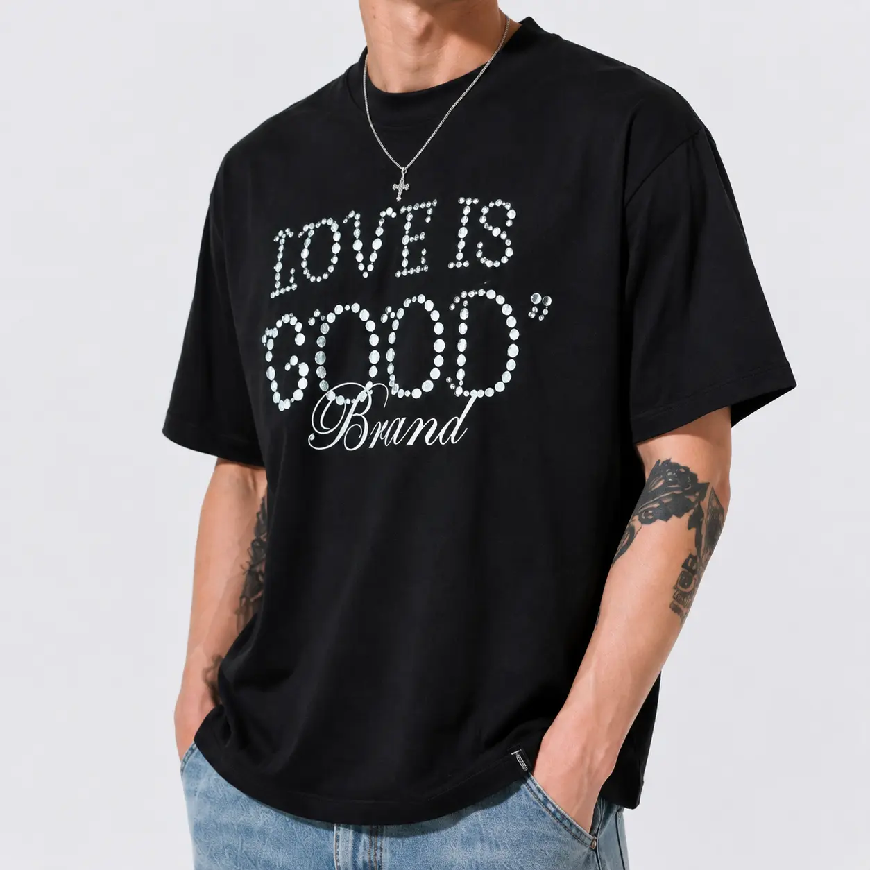 Men's Cotton Loose-Fitting Shortleeve Graphic T-Shirt, Minimalist Stylish Round Neck Streetwear Top with Pearl Letter Print & Rhinestone Detail for Summer Menswear