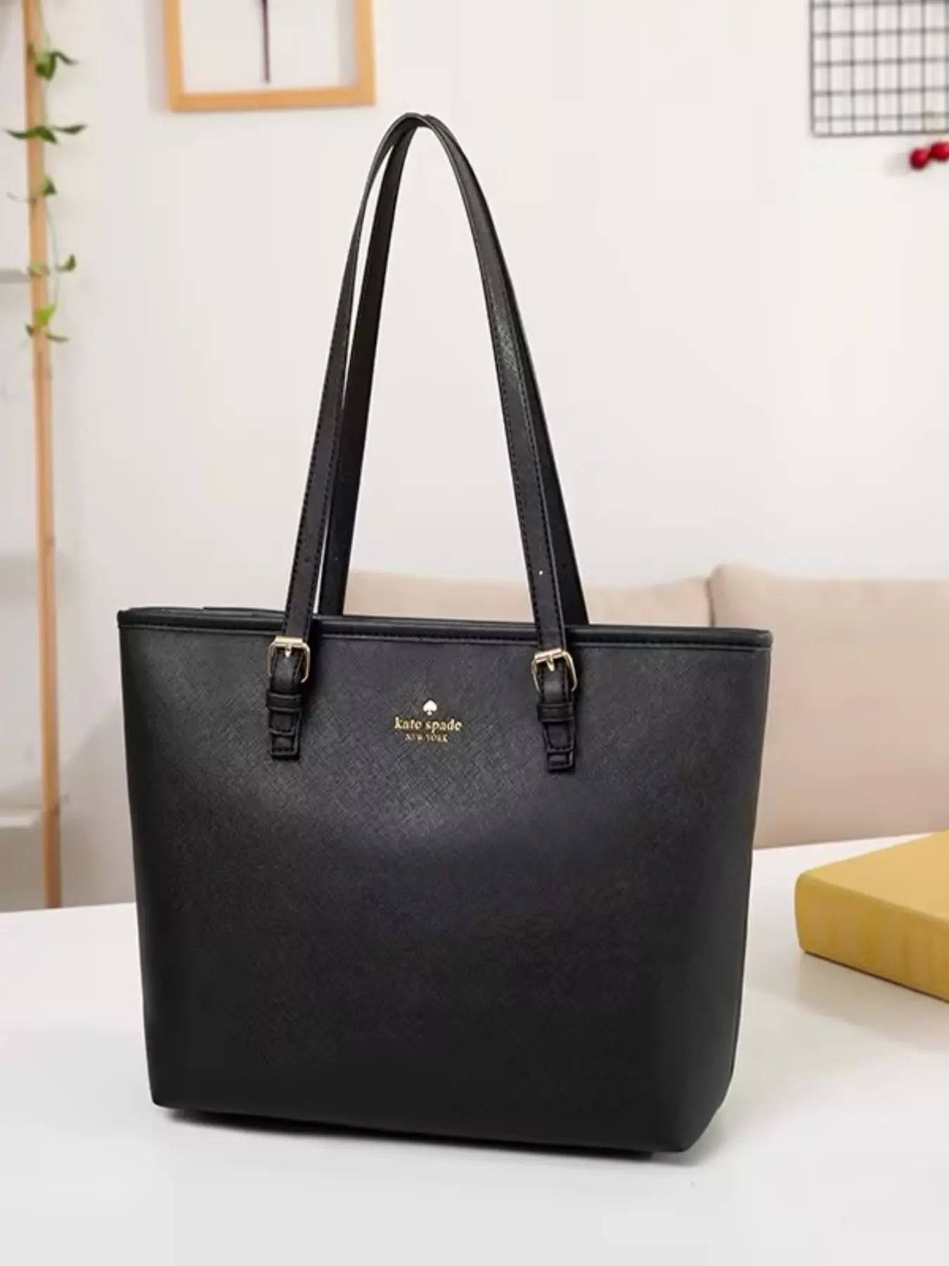 Luxury Women's Bag, Durable Polyester Lining, Multi-Layer Storage, Shoulder Strap, Handbag, Crossbody, Zipper Pockets, Boho Style Crossbody