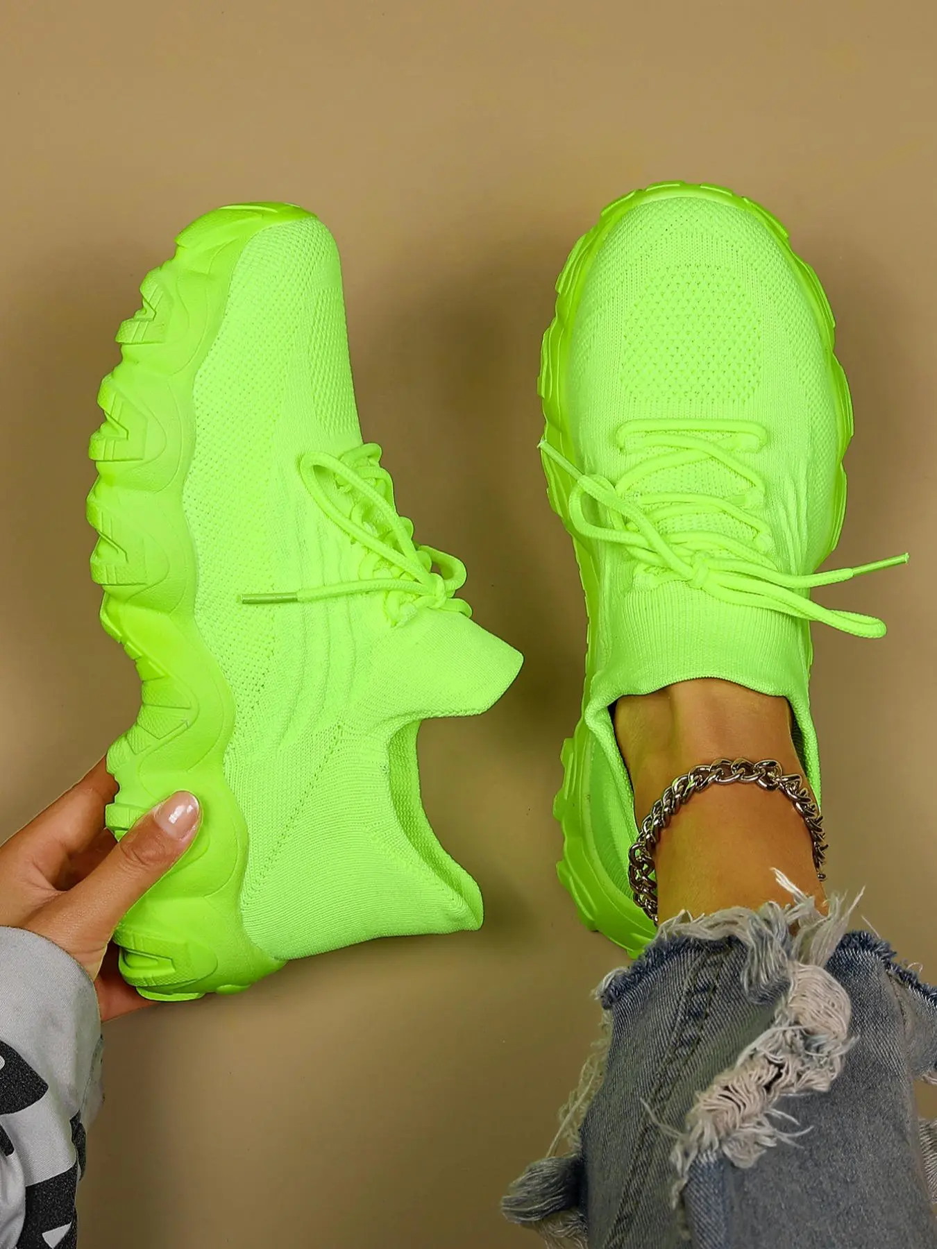 Women's Fashionable Colorblock Lace up Front Low Top Sneakers, Casual Breathable Comfortable Sports Running Shoes, Contrast Mesh Design Sneakers for Daily Wear