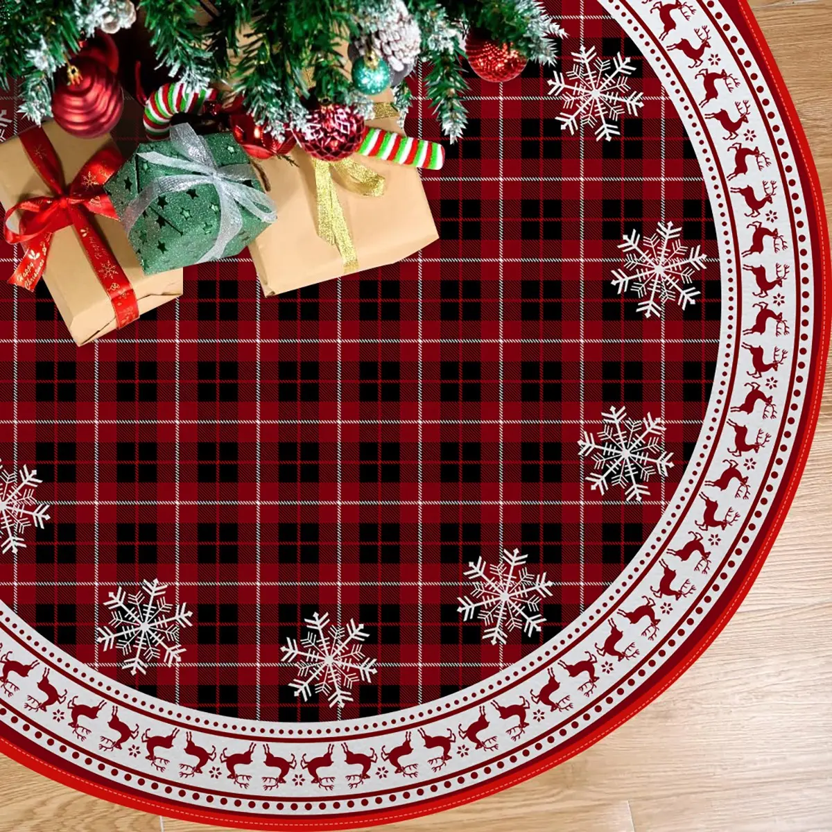 Polyester Christmas Tree Skirt with Snowflake Pattern, Classic Reindeer Border, Drawstring Closure, Holiday Decor for Standard Trees