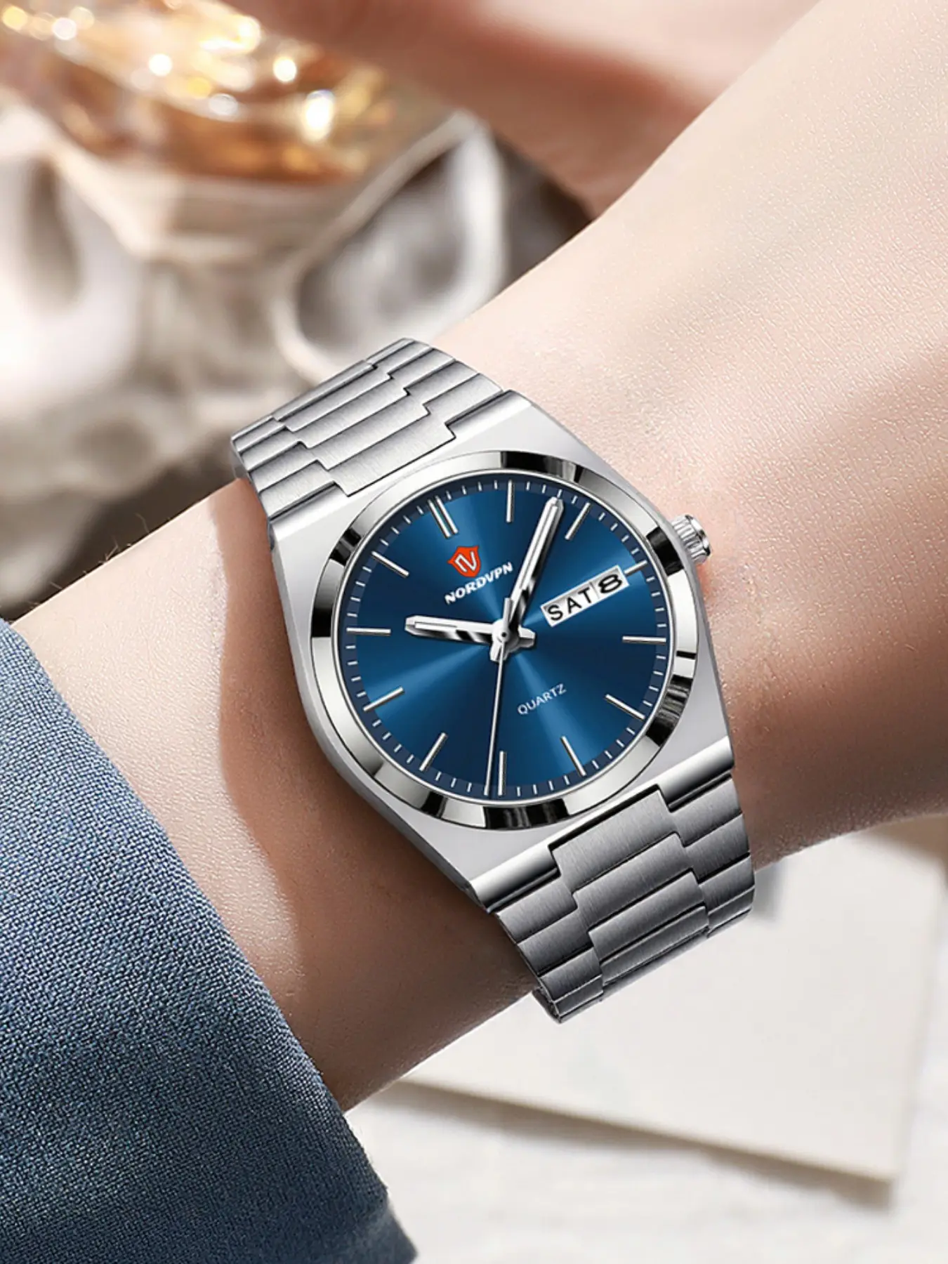 New Luxury Fashion Ultra-Thin Alloy Quartz Watch, Anti-Drop Durable Casual Business Butterfly Buckle Wristwatch, Silver Color, Round Analog Face, Analog Watches, Modern Casual Wristwatch, Quartz Analog Timepiece, Analogue Quartz Watch, Trendy Watch