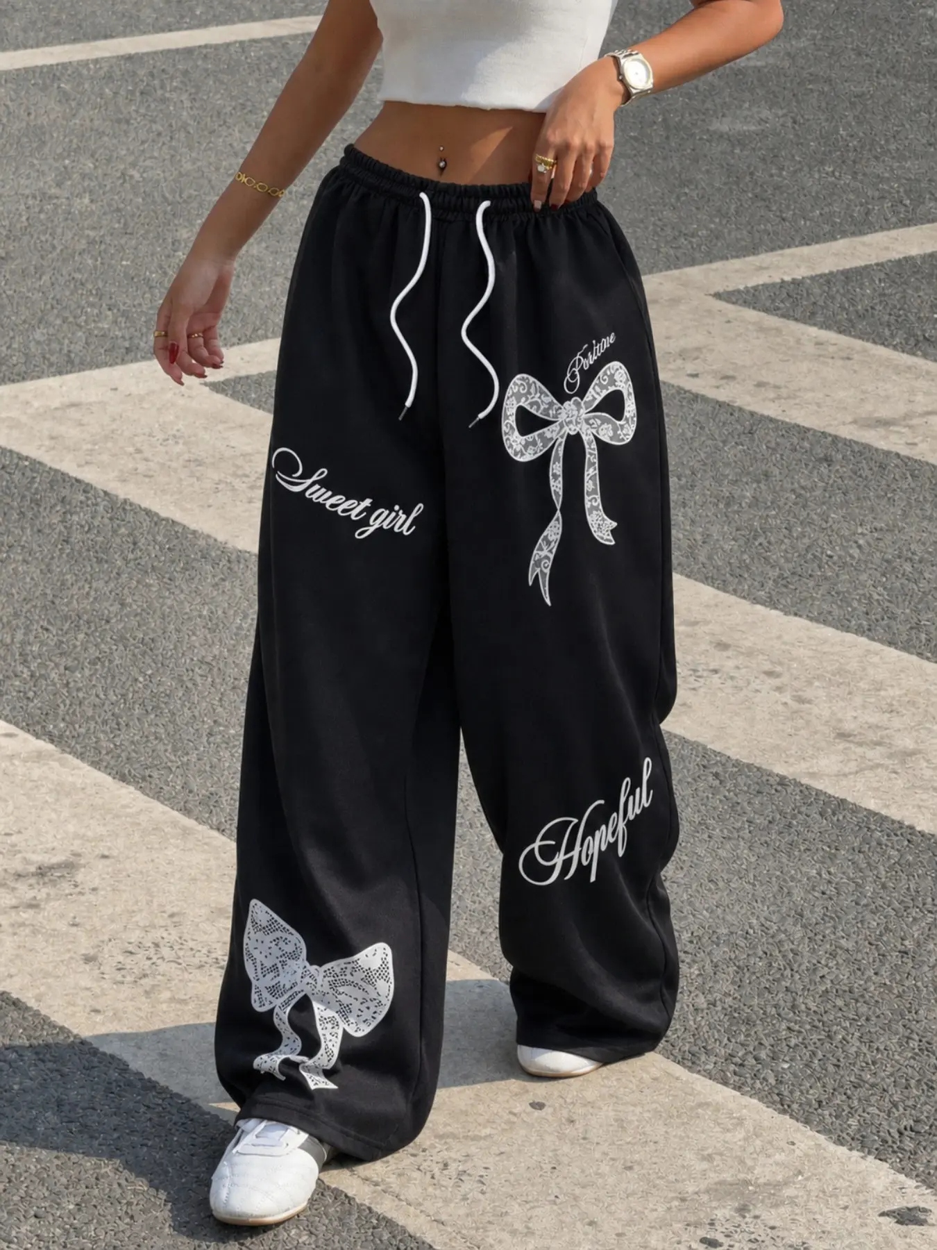 Women's Black Lace Bow Letter Print Elastic Waist Wide Leg Sweatpants, Soft Fleece Fabric, Drawstring Loose Floor Length Casual Trousers, Y2K Streetwear Bottoms