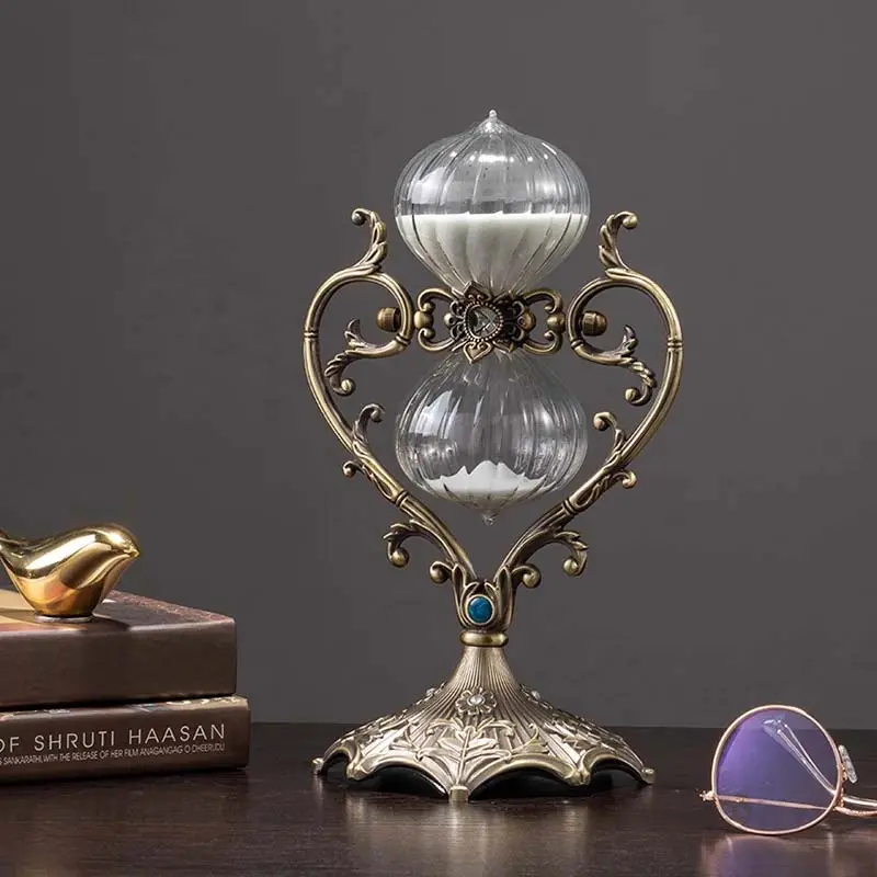 Artisanal Hand-Blown Glass Decorative Retro Hourglass Clock, 60 Min Love-Themed DIY Desk Timer, Antique Bronze Carved Zinc Alloy Frame, White Sand, 360-Rotation Metal Table Piece, Anniversary Home Decor Gift - Home Supplies