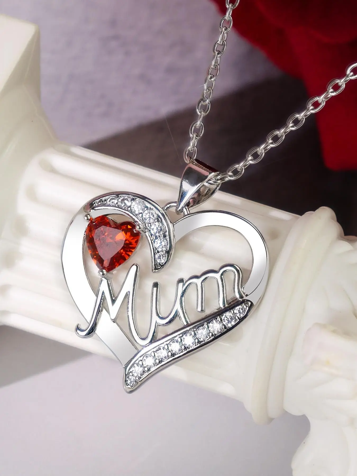 ✨｜POV: You found the gift that will make mum tear up. That heart detail & "mum" design hits different. 💖 Tag someone who needs this for their mum! #mothersday #jewelrygift #lovemum #giftforher