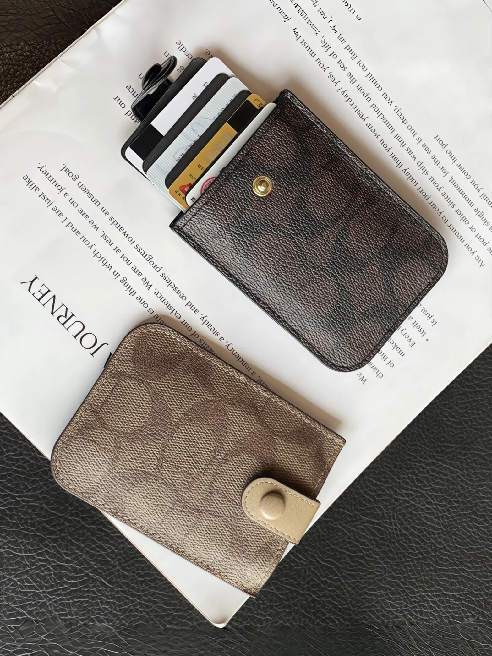Elegant Women's Slim Card Holder, Compact High-End Design, Anti-Magnetic Card Case, New Fashionable Business Accessory, Card Id Holder