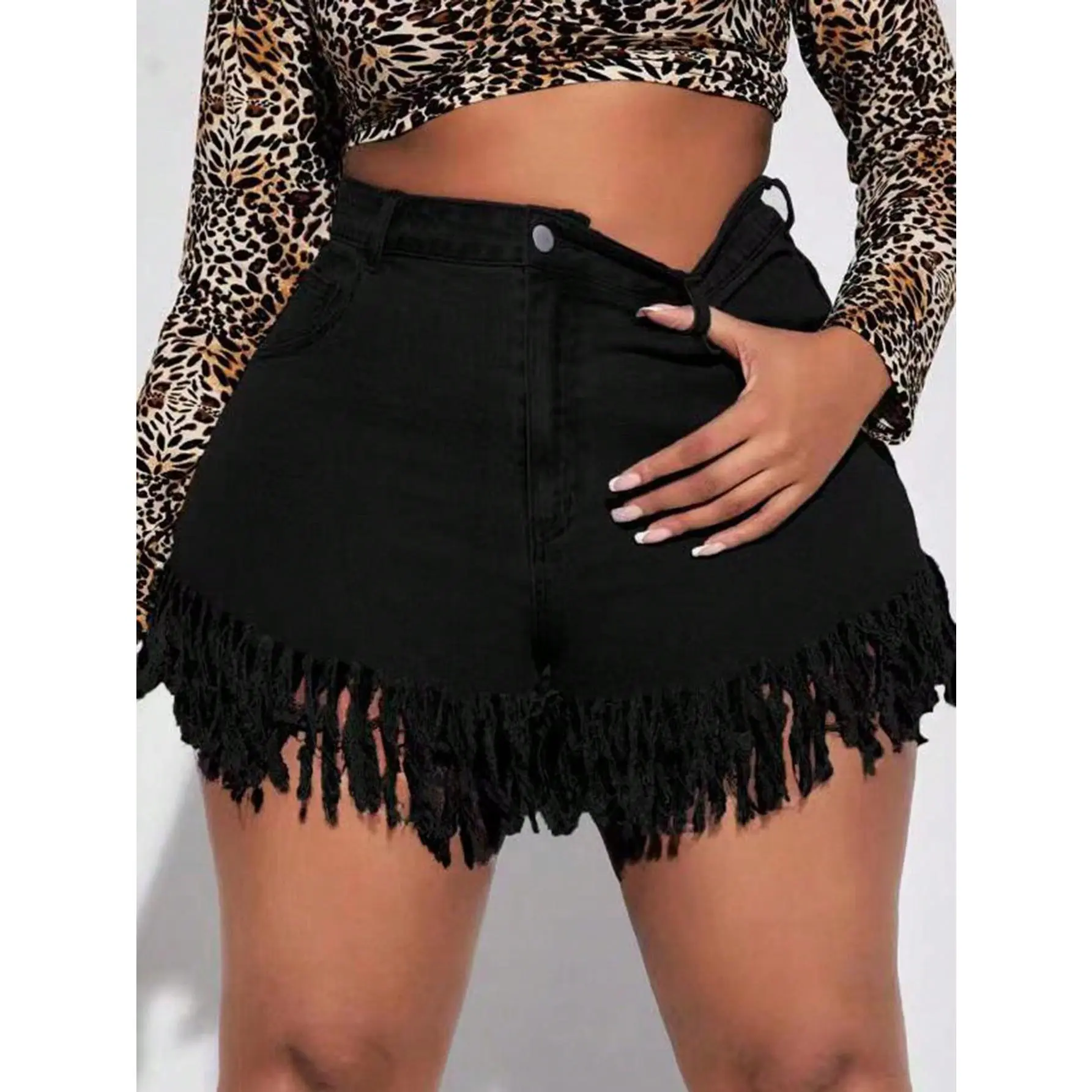 Plus Size High Waist Zipper Fly Fringe Denim Shorts with Pocket, Summer Going Out Outfits, Concert Outfits