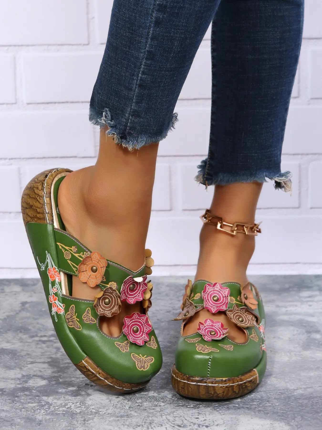 Boho Floral Wedge Sandals for Women, Summer Ethnic Print Thick Sole Slip-On Beach Shoes, Fashionable Anti-Slip Casual Footwear, Fashion Wedges