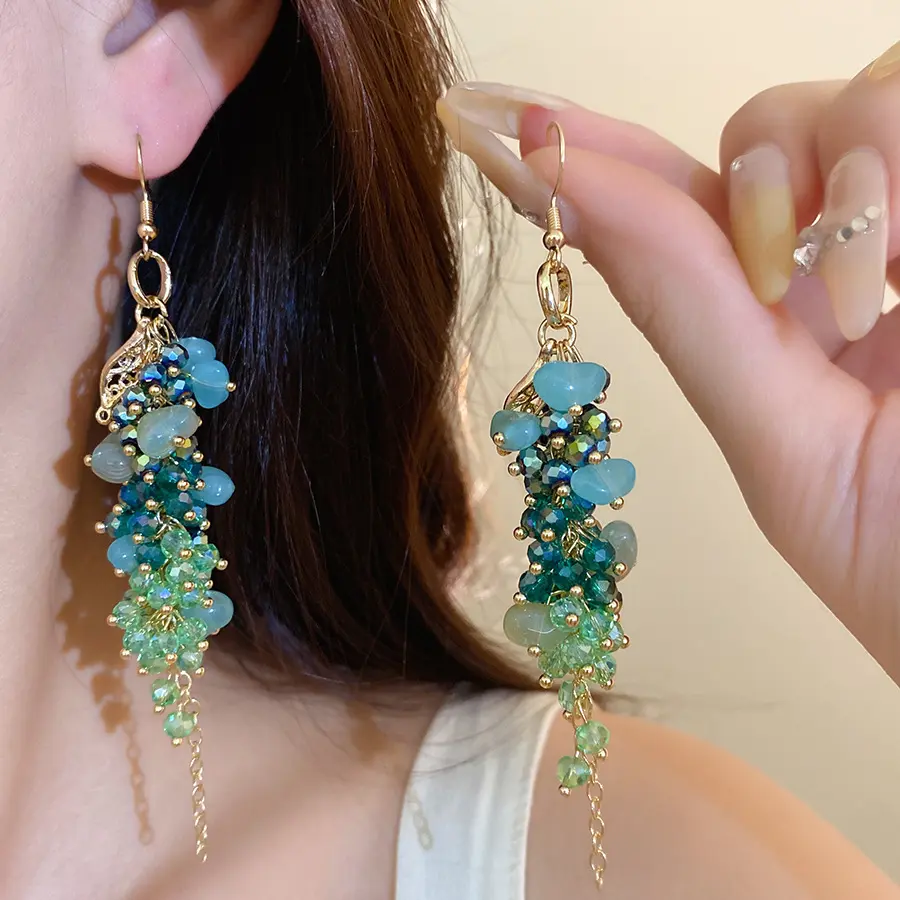 Green teardrop earrings featuring a vintage-style beaded crystal grape design, luxurious natural stone tassels, and long bohemian leaf-chain accents—an ideal beach vacation gift for women.