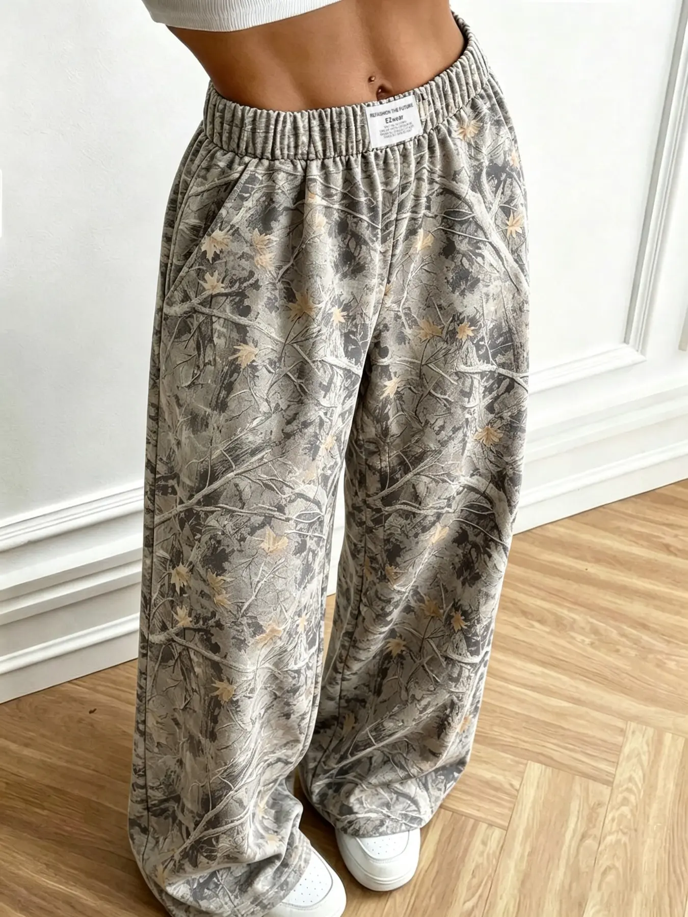 Y2K Camo Wide Leg Pants for Women, Elastic Waist, Loose-Fit, Street Style, All Seasons, Casual Long Trousers, Comfortable and Versatile