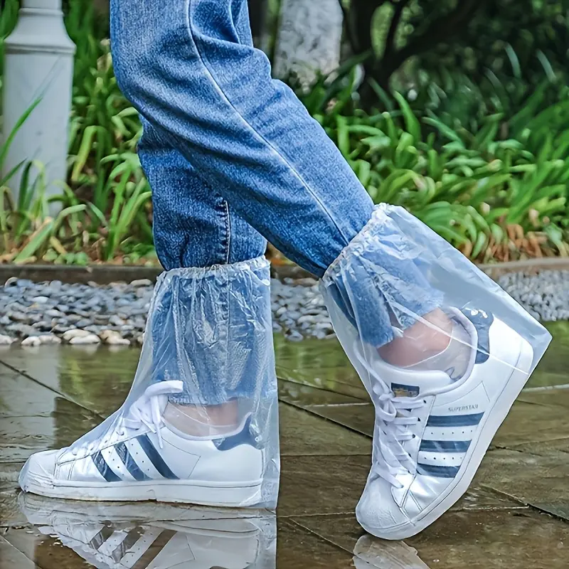 8-Pack Transparent Sandproof PVC Disposable Shoe Covers, Anti-Skid, Washable, Durable, Dust Protection, Protective Covering, Ideal for Rain Days, Casual Wear, Fits Rain Boots, Sneakers, One Size