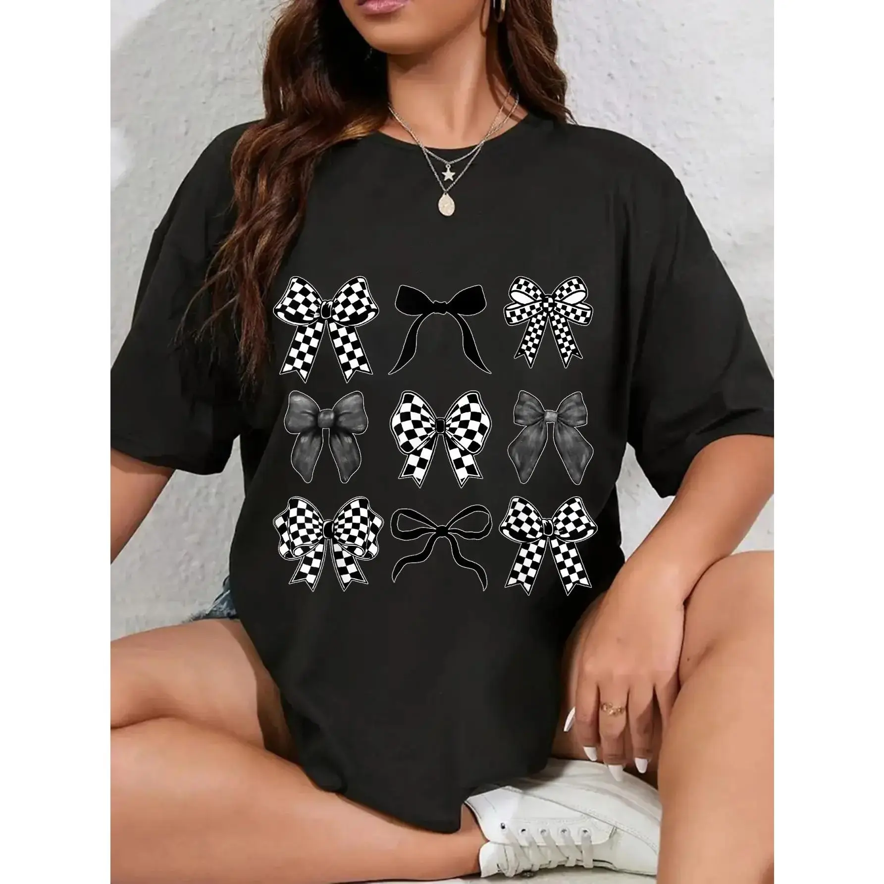 Unisex Casual Loose Round Neck Checkered Flag Bow Race Car T-Shirt, Men's Tops for Daily Wear