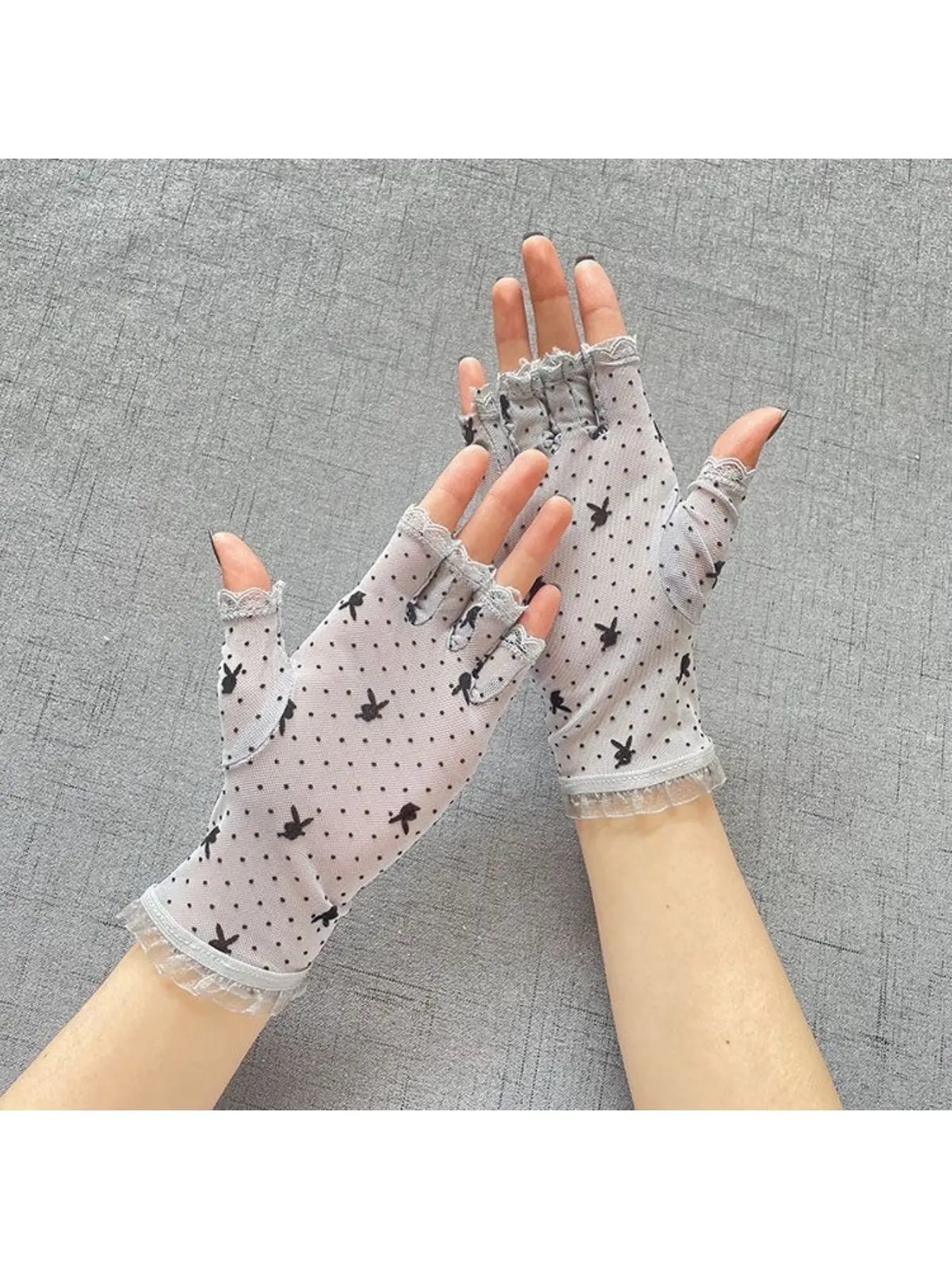 Women's Thin Premium Black Half-Finger Lace Gloves with Exposed Fingertips, Delicate Five-Finger Design for Summer Driving, UV Protection, Mesh Fabric