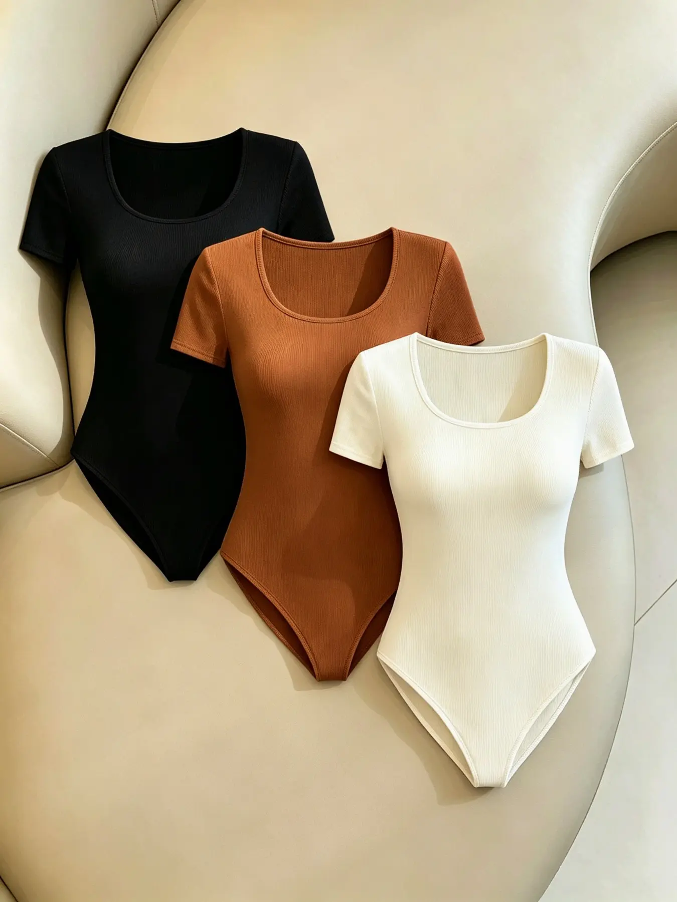 Women's Fashion Casual Plain Slim-Fit Bodycon Short Sleeve Tight Top Set, Three-Piece for Stylish, Chic and Comfortable Wear, Perfect for Daily Use