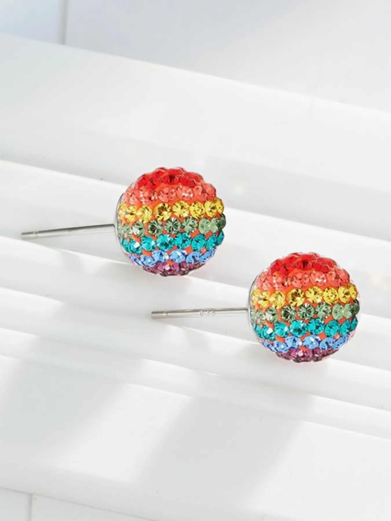 1 Pair Medium 10mm Shimmer Ball Rainbow Earrings, Unique Rainbow Design, Easy to Match, Perfect for Daily Wear and Parties