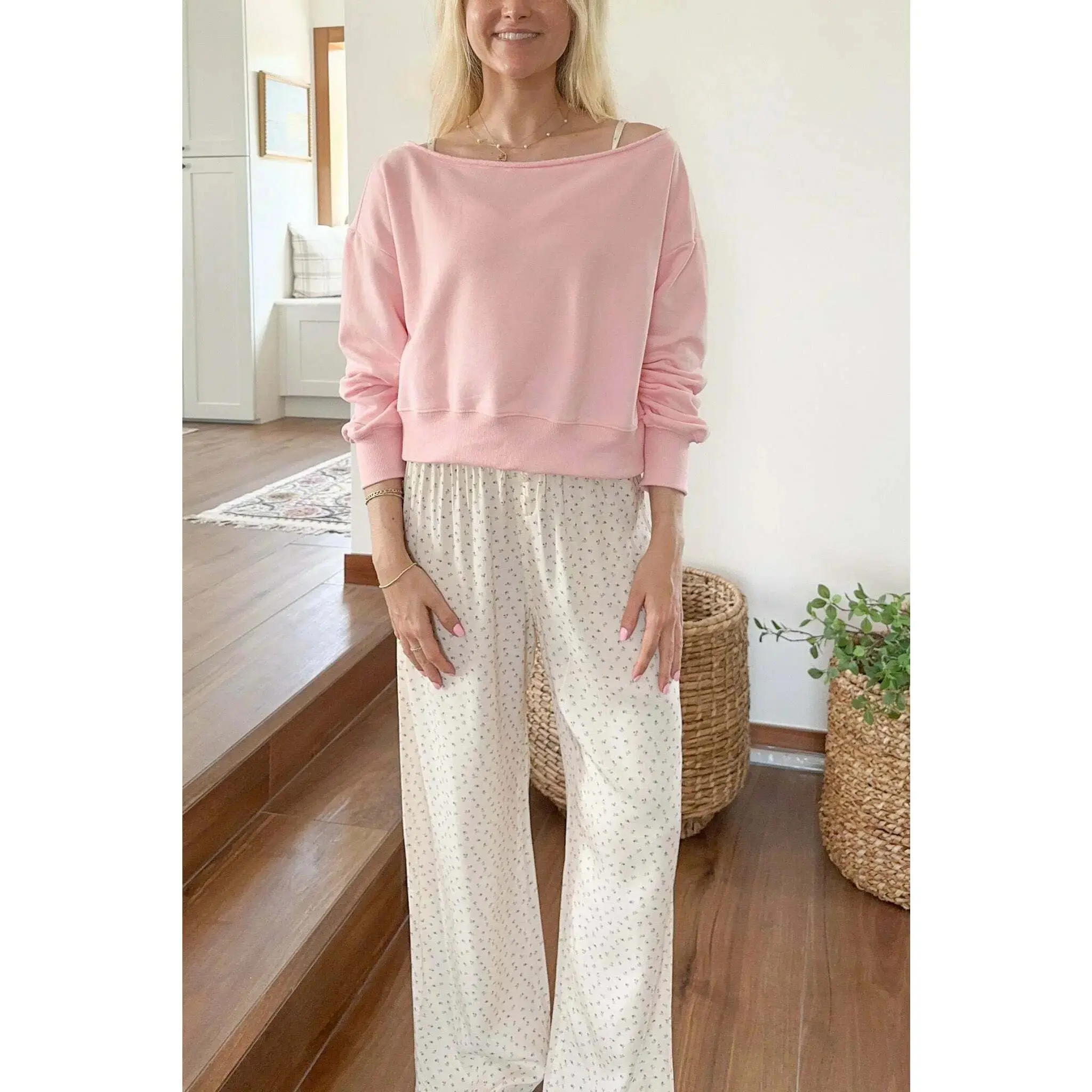 Maddie Pullover Sweatshirt in Ballet Pink