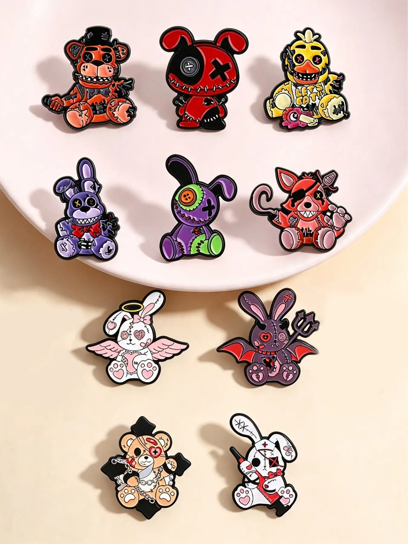 10pcs Dark Gothic Broken Voodoo Doll Pins, Alloy Brooch Pin, Horror Game Bear Rabbit Fox Doll Badges, Fashion Accessories for Clothes and Backpacks, Gift for Horror Doll Enthusiasts