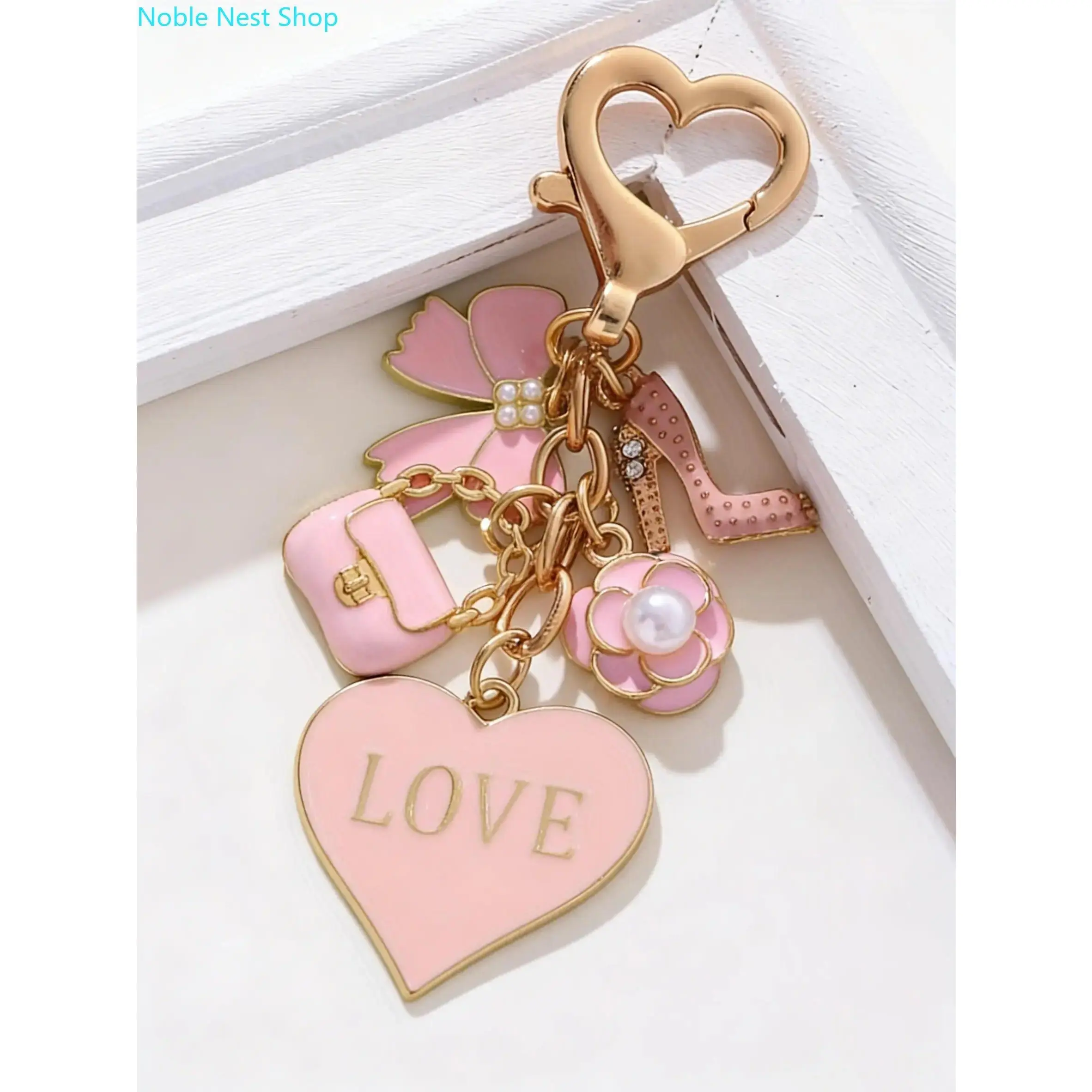 Love Heart Charm Bag Accessory, Girly Pink and Gold Pendant with Sparkly Elements, Scratch Proof Zinc Alloy for Keys or Birthday Gifts, Bag Accessories, Girly Touch, Keychain Bag