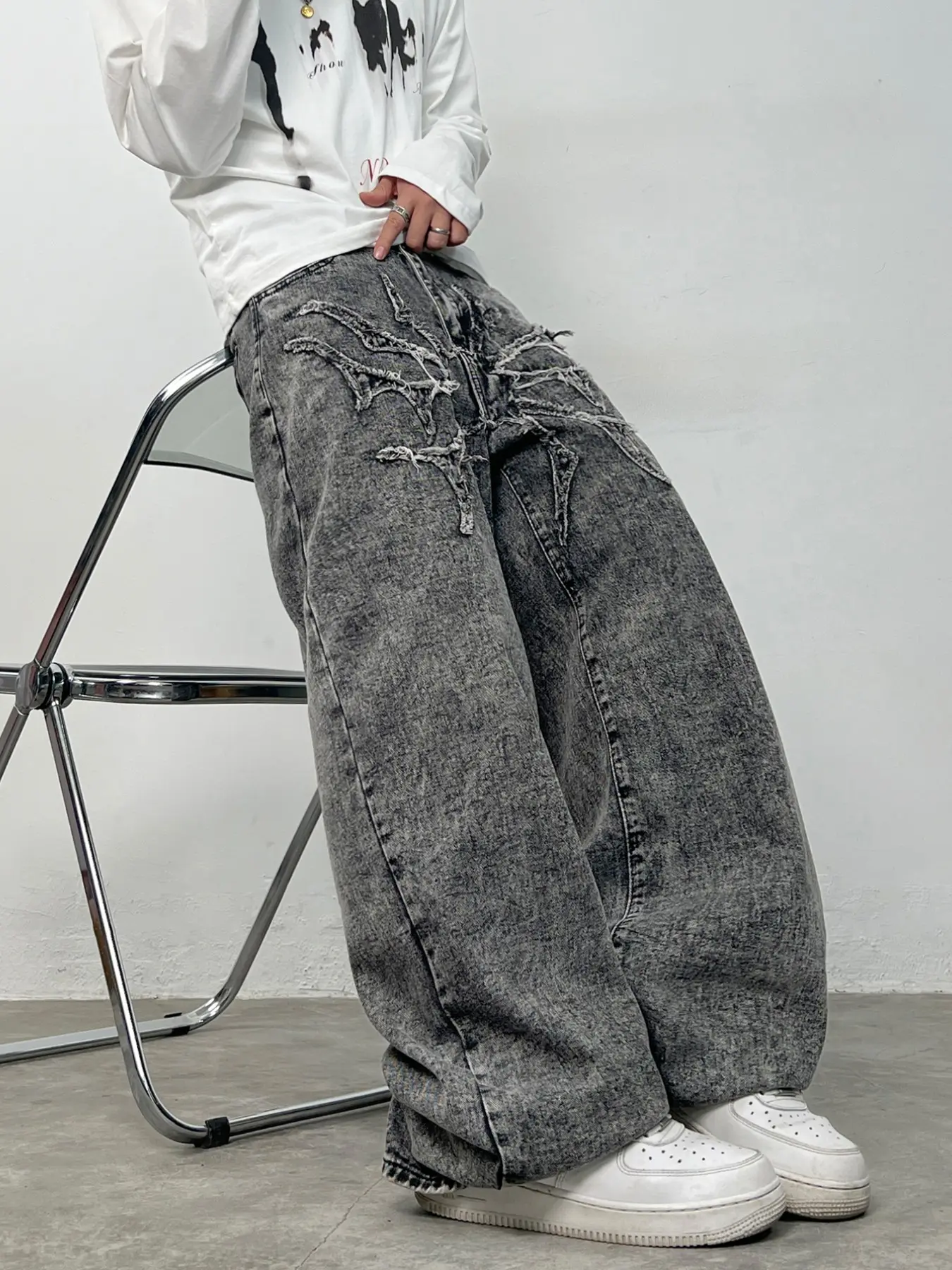 Men's Custom Design Frayed Edge Embroidered Straight Leg Jeans, Y2K Streetwear Street Style Fashion Vintage Wash Loose Baggy Long Pants