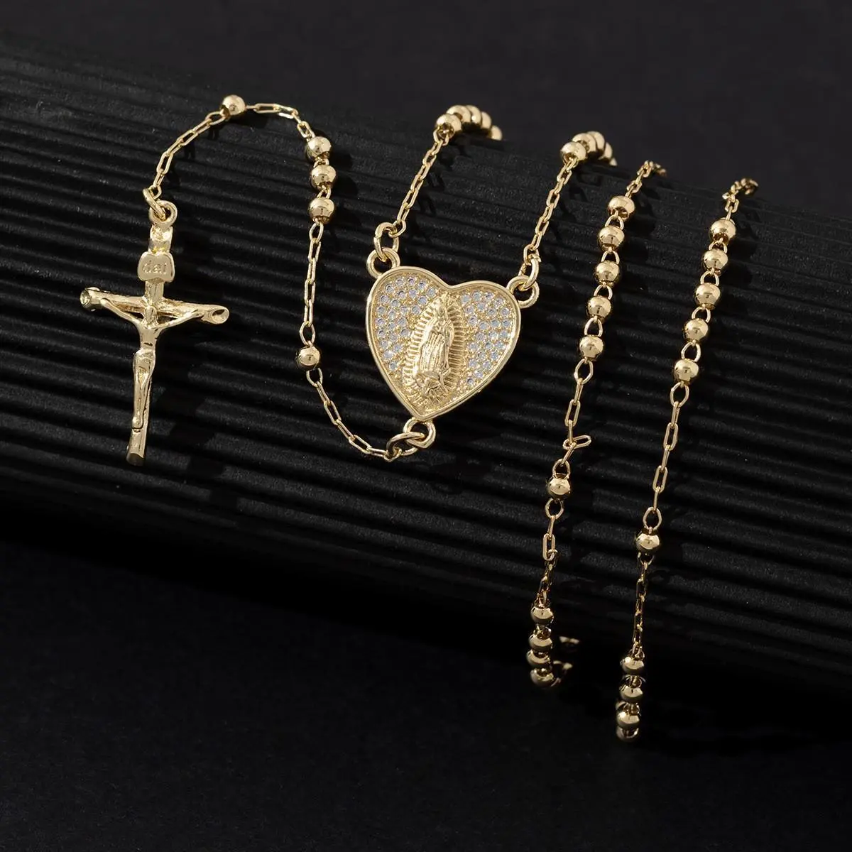 1Pc Gold Tone Catholic Rosary Bead Necklace - Heart CZ Virgin Mary Medal & Crucifix Cross Lariat Pendant Religious Faith Protection Jewelry Gift Suitable For Women