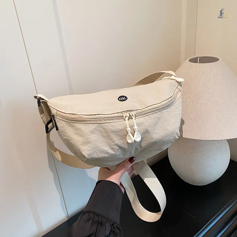 Canvas Dumpling Crossbody Bag, Korean Style Women Mini Shoulder Purse, Niche Trendy Cloth Casual Handbag, All-match Ladies Daily Multi-way Bag, Soft Lightweight Portable, Ideal for Shopping Dating Travel Weekend Street Daily Wear