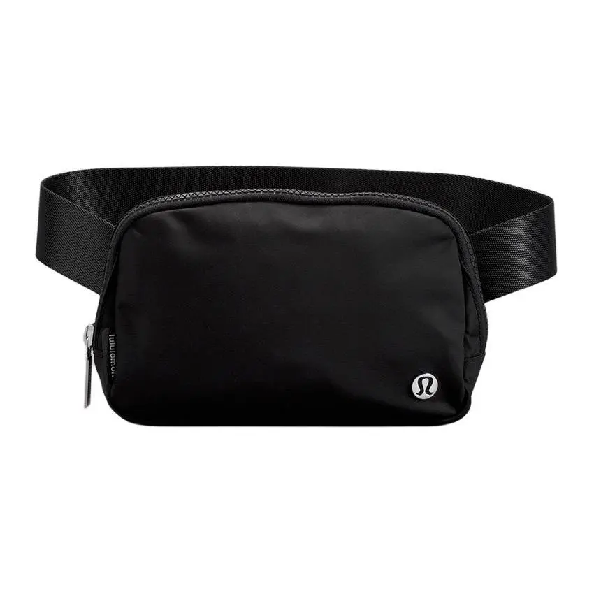 Lululemon Everywhere 1L Nylon Waist Bag for Women with Zip Closure in Black