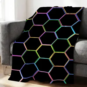 Hexagon Honeycomb Pattern Throw Blanket, Modern Style All Season Flannel Blanket, Perfect for Sofa Naps Bedroom Night Rest Office Lunch Break Outdoor Camping Road Trip Use, Ideal Gift Geometric Pattern Lovers