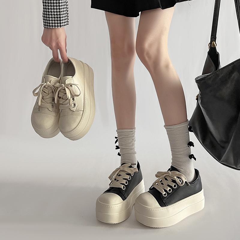 Women's casual black canvas shoes, 2026 spring new style, cute and quirky round-toed thick-soled platform white shoes, versatile for women