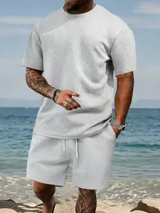 Men's T-Shirt and Shorts Set, 2-Piece Striped Crew Neck Casual, Ideal for Summer, Comfortable and Stylish Men's Clothing