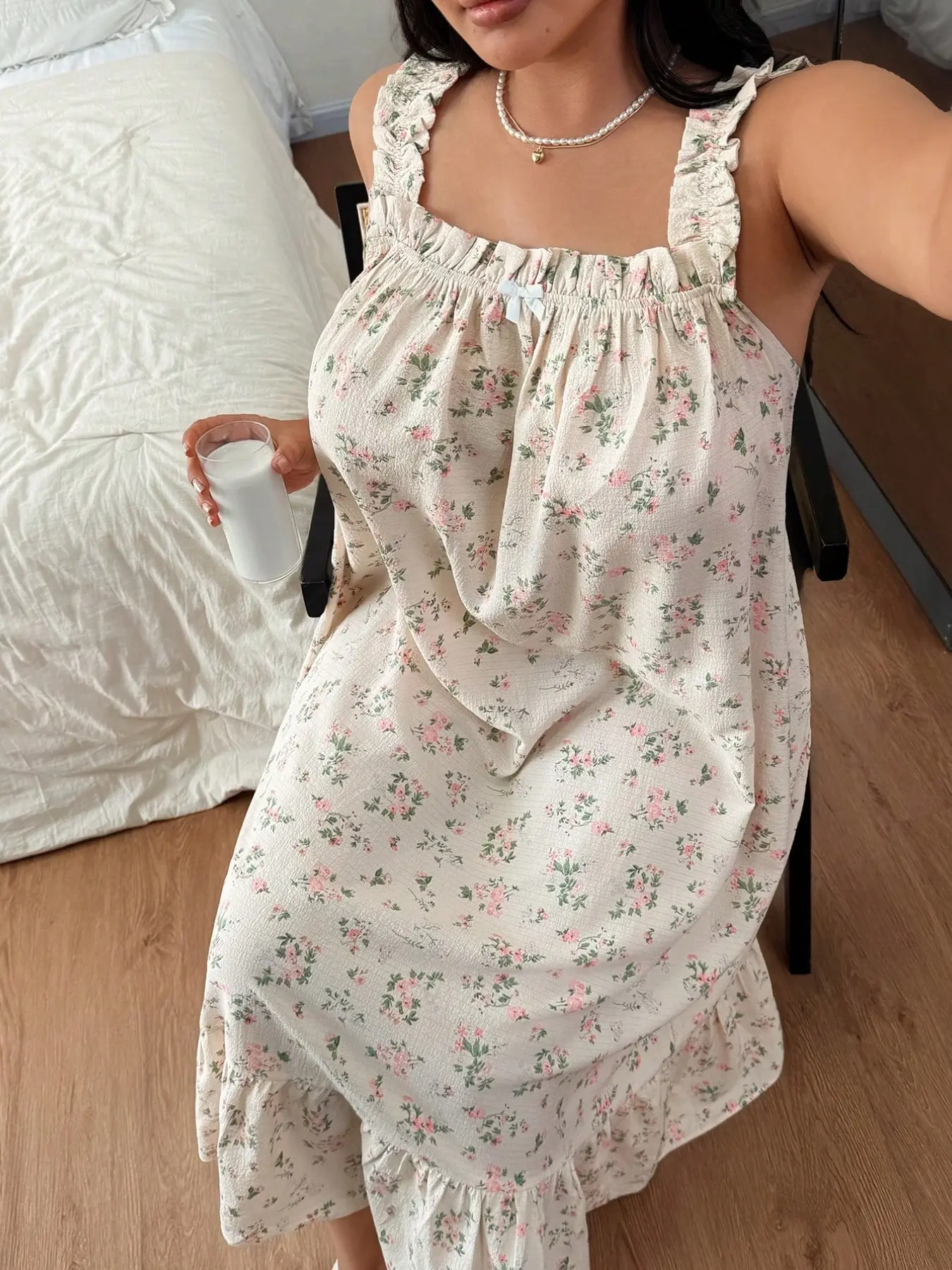 Women Ditsy Floral Print Ruffled Shoulder Strap Tiered Midi Dress, Loose Flowy Swing Casual Cottagecore Sundress for Summer Daily Wear