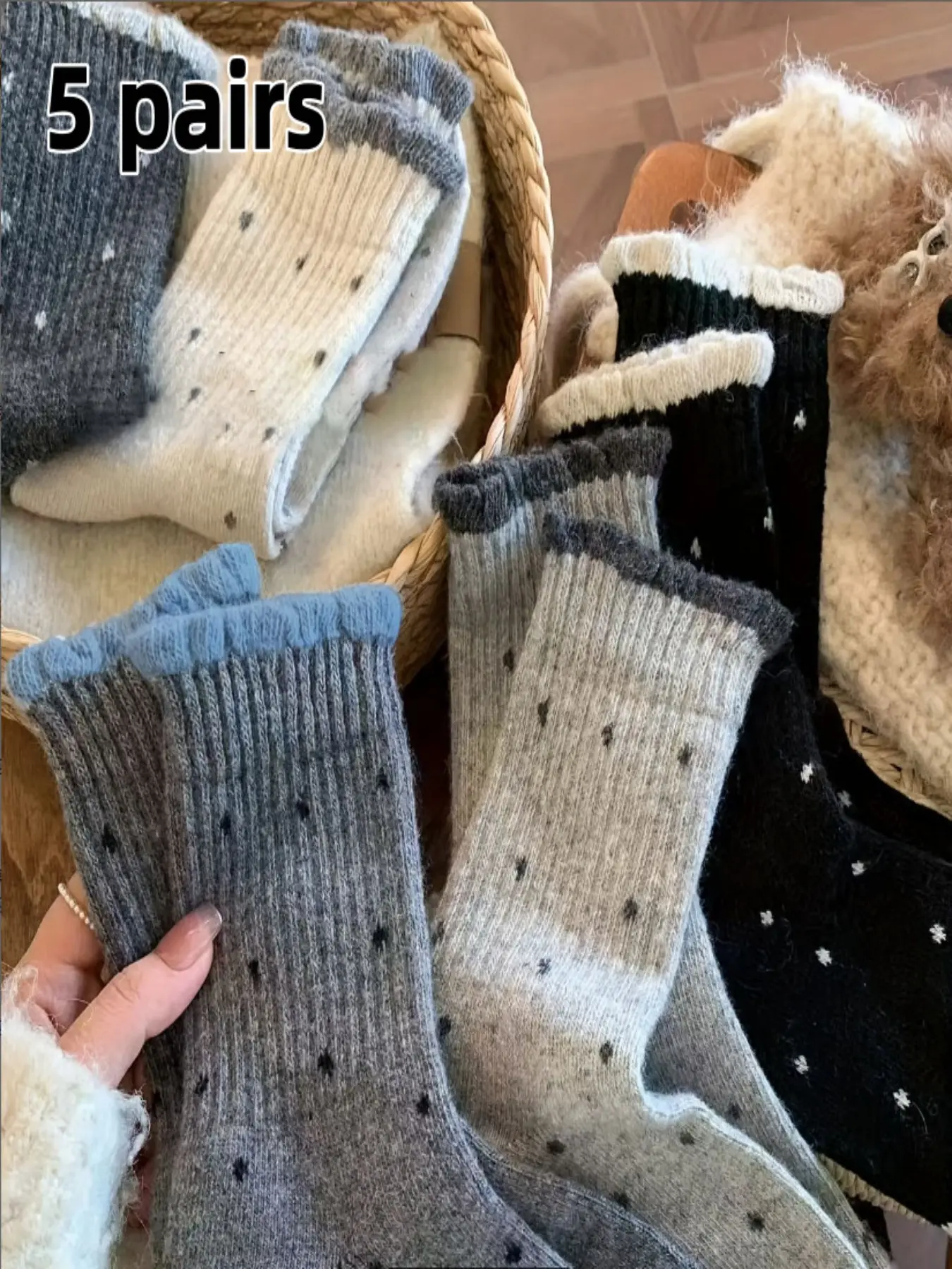 5 Pairs Trendy New Casual Women's Socks, Spring Fall Floral Trim Versatile Polka Dot Soft Student Mid-Calf Retro Crew Socks