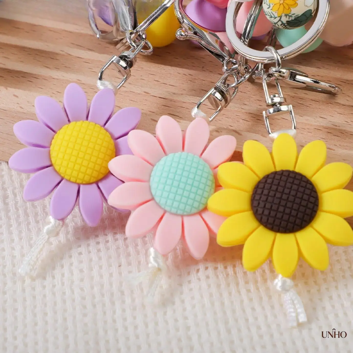 Pastel Nature Beaded Keyring Wristlet - 1-Piece Soft Silicone Bead Sporty Wristband With Tassels, Cute Spring Summer Fashion Luggage Bag Accessory