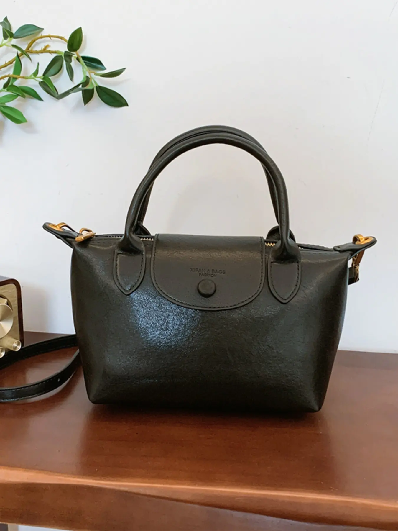 Vintage Glossy Mini Dumpling Handbag for Women, Simple Commuter Small Bag, Daily Shoulder Bag, French Classic Leather Shoulder Crossbody Bag