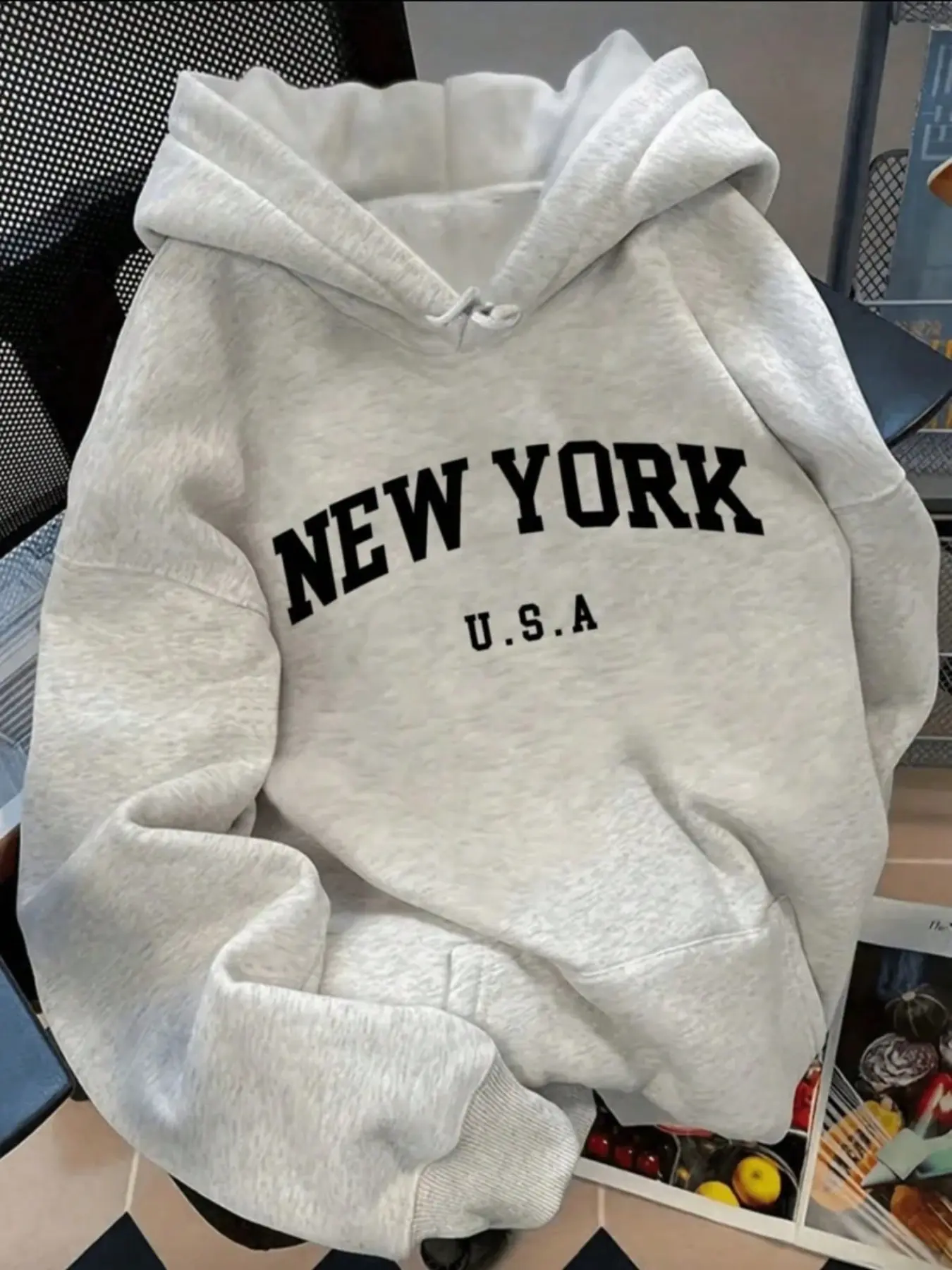 Men's Round Neck Hoodie, New York Print, Kangaroo Pocket, Drawstring Design, Long Sleeve, Loose Fit, Fall Winter Casual Sweatshirt, Fashion Casual Sweatshirt